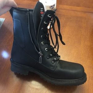 Men’s leather Milwaukee motorcycle boots
